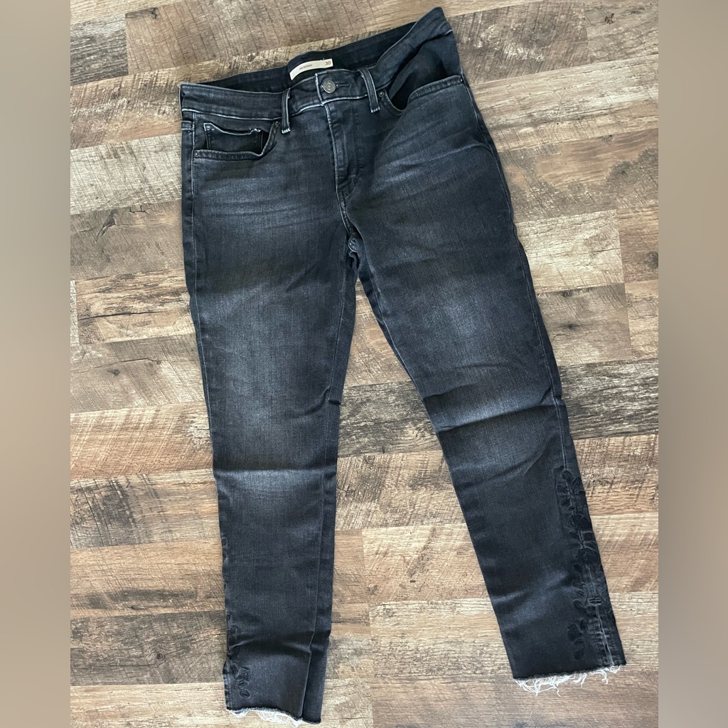Levis 711 Skinny